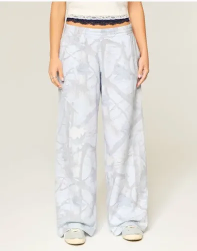 Camo Baggy Sweatpants