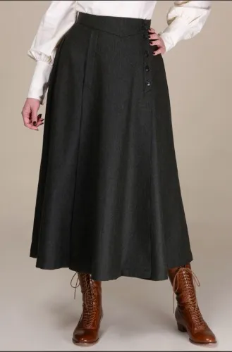 Split skirt