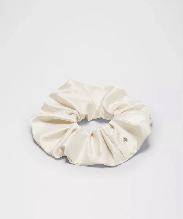 Uplifting Oversized Satin Scrunchie - LIGHT IVORY - ONE SIZE
