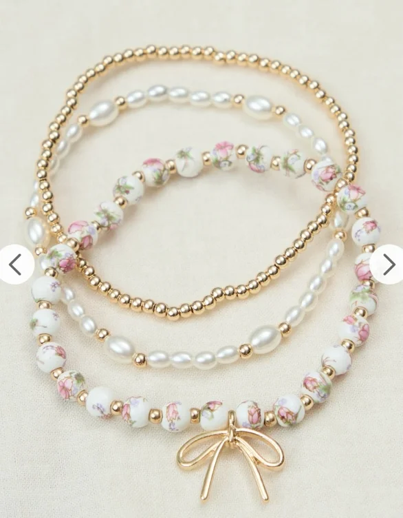 Painted Beads and Bow Bracelet Set