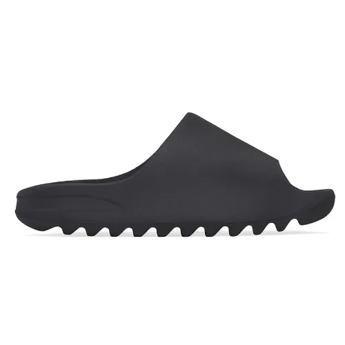 black yeezy slide 