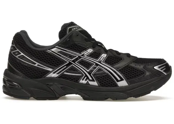 black asics 