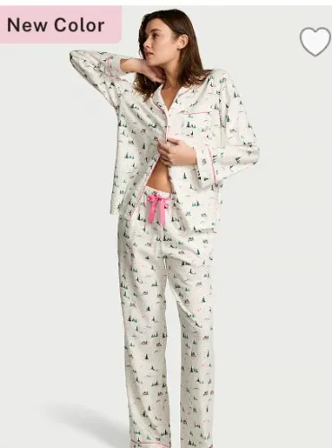 Women's Victoria's Secret Flannel Long Pajama Set