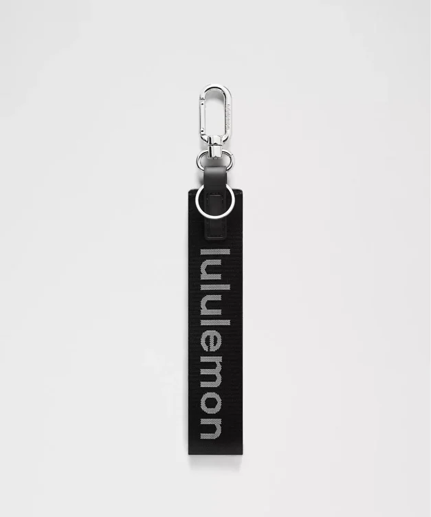 Never Lost Keychain - Black/White/Silver - ONE SIZE