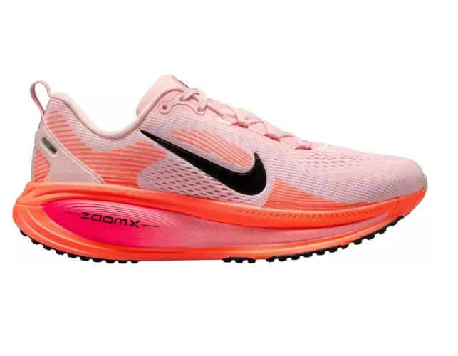 Nike Women's Vomero 18 Running Shoes
