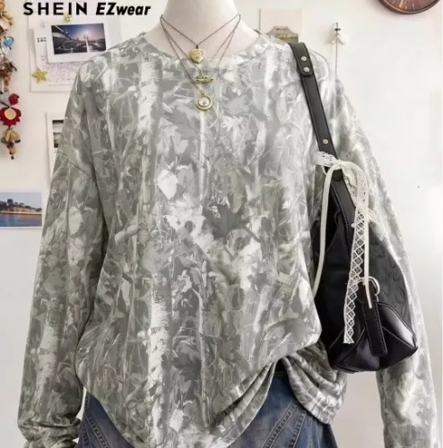 SHEIN EZwear Autumn New Camouflage Branch Print Pattern Round Neck Long Sleeve Loose Fit Suitable For Daily Commute Gathering Night Christmas New Year Sage Green