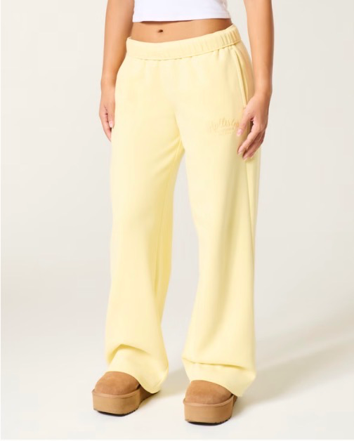 Hollister Feel Good Wide-Leg Logo Graphic Sweatpants