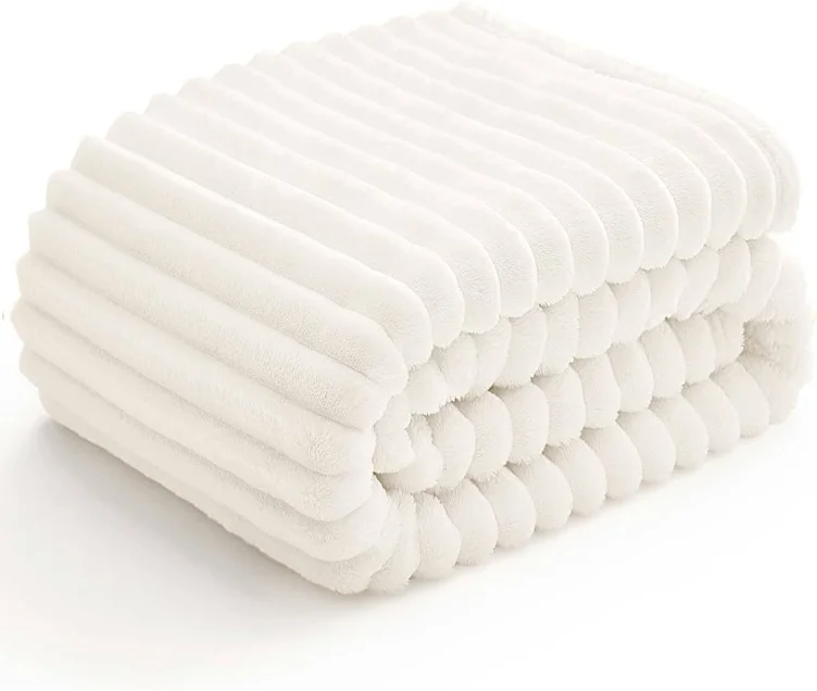 BEDELITE Kuscheldecke Flauschig Decke 150x200 - weiche XL Flanell Decken Elfenbein Weiß für Couch, Deko Streifen Cord Fleecedecke Weiss als Couch Überwurf für Wohnzimmer, Twin Blanket Wide Use