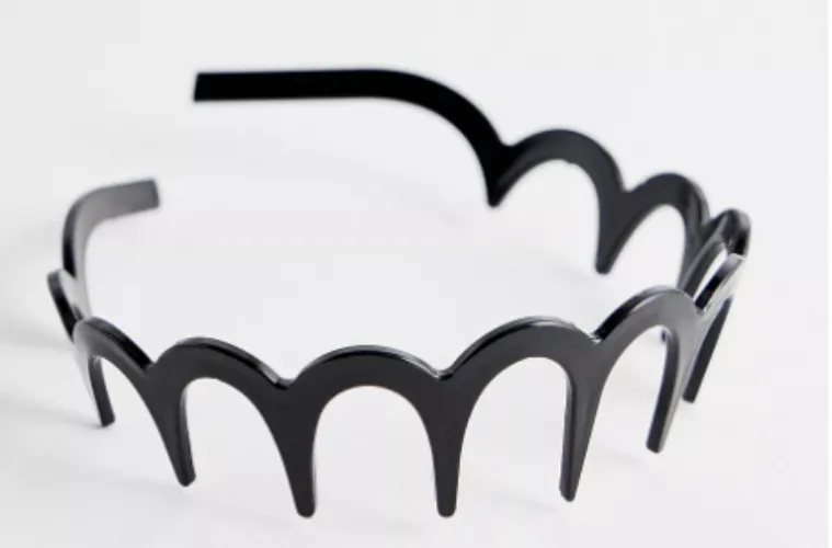 UO Zig Zag Headband