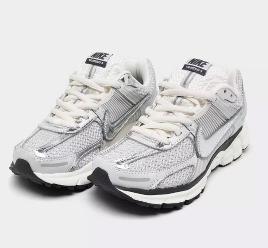 Women's Nike Zoom Vomero 5 Casual Shoes